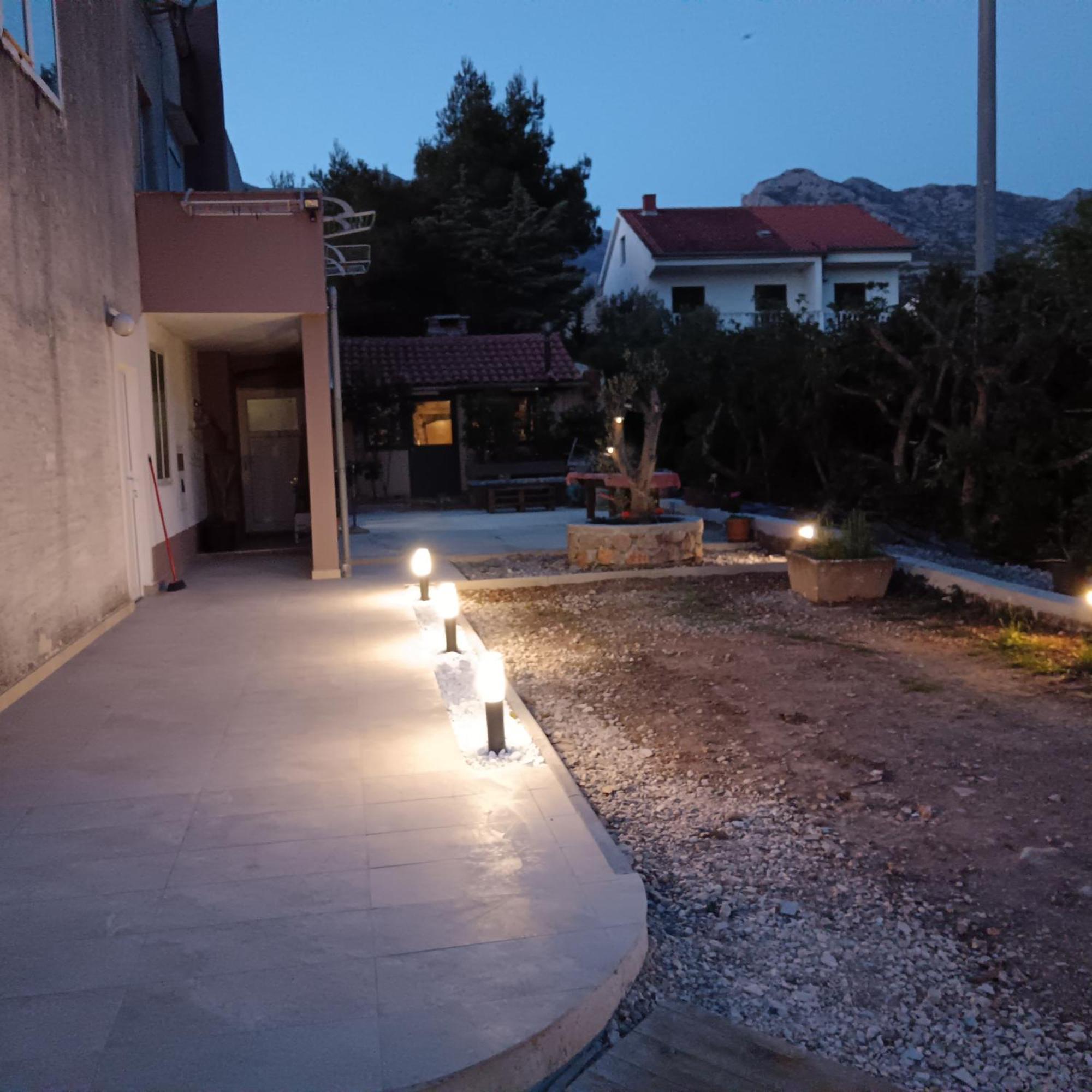 Apartments Lana ستاريغغاد باكلينتسا الغرفة الصورة